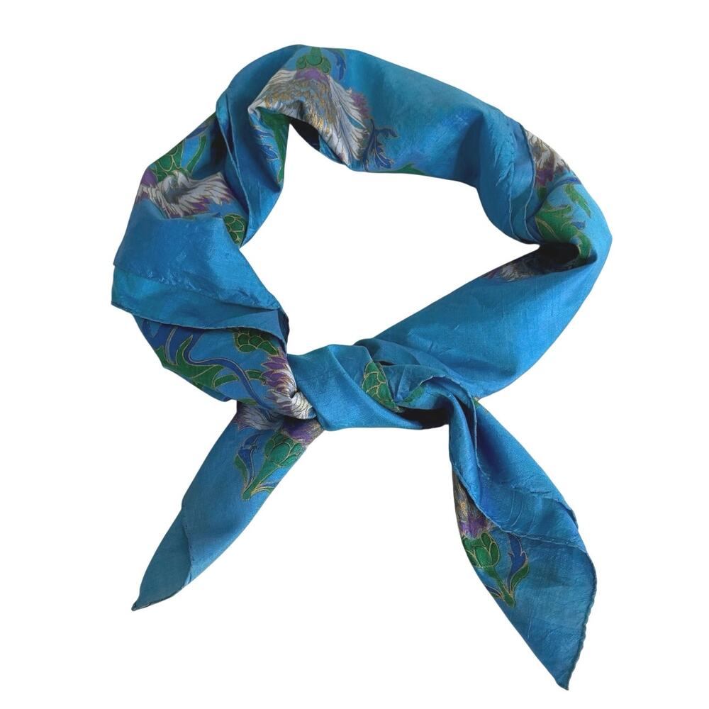Vintage 100% Thai silk blue floral scarf made in Thailand 35.5”x34” - Picture 10 of 10